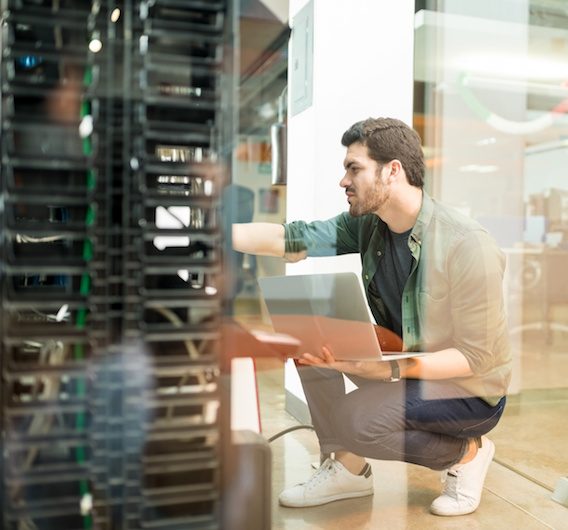 computer engineer UPS redundancy